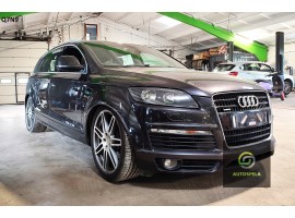 AUDI Q7 S-Line